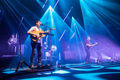 Bear's Den @ Vorst Nationaal, picture 15, photographed by David Johnson - FrontView Magazine