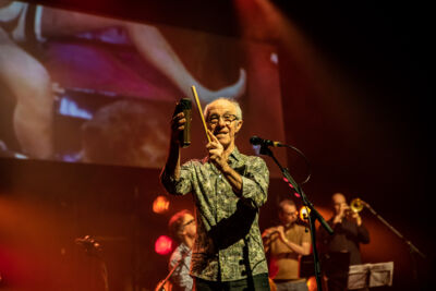 Raymond van het Groenewoud - Raymond 70 @ Het Depot, picture 25, photographed by Jürgen Bruynooghe - FrontView Magazine