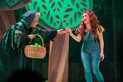 Scènefoto's Sneeuwwitje @ Theater Elckerlyc, foto 55, foto's door Goele Bormans - FrontView Magazine