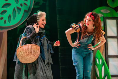 Scènefoto's Sneeuwwitje @ Theater Elckerlyc, foto 58, foto's door Goele Bormans - FrontView Magazine