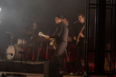 Hooverphonic @ De Roma, picture 10, photographed by dirk janssens - FrontView Magazine
