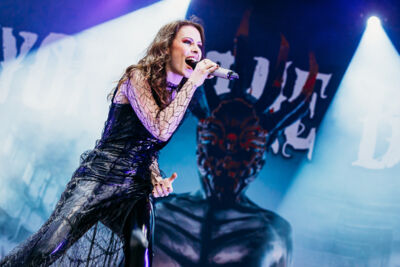 Beyond The Black @ Autoarena Oberhausen, picture 7, photographed by Dorien Goetschalckx - FrontView Magazine