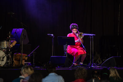 Nabou Claerhout (solo) @ Jazz Middelheim, picture 3, photographed by Marc Verdonck - FrontView Magazine