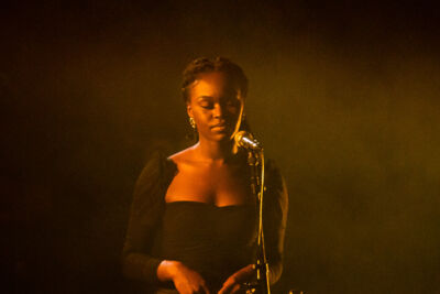 Sunday Rose @ Ancienne Belgique, picture 13, photographed by Jürgen Bruynooghe - FrontView Magazine