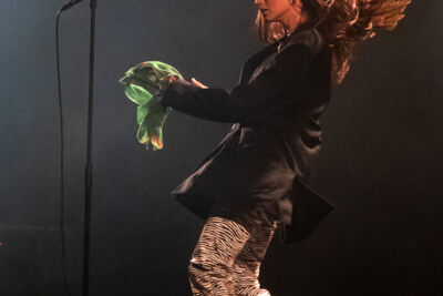 Tessa Dixson @ Ancienne Belgique, picture 10, photographed by Jürgen Bruynooghe - FrontView Magazine
