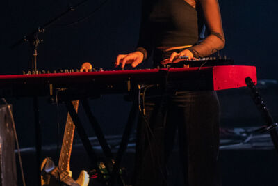 Noa Lee @ Ancienne Belgique, picture 3, photographed by Jürgen Bruynooghe - FrontView Magazine