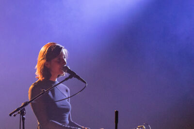 Noa Lee @ Ancienne Belgique, picture 6, photographed by Jürgen Bruynooghe - FrontView Magazine