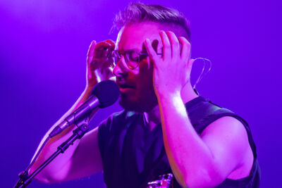 School Is Cool @ Ancienne Belgique, picture 1, photographed by Jürgen Bruynooghe - FrontView Magazine