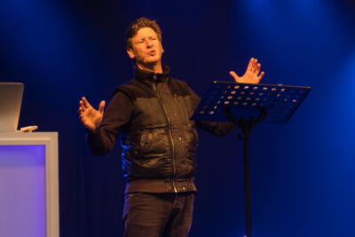 Wouter Deprez @ Sunset Sessies by Hangar 3020, picture 7, photographed by Jürgen Bruynooghe - FrontView Magazine