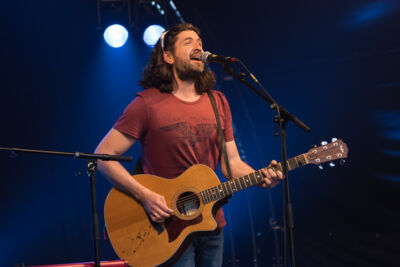 Tom Helsen @ Sunset Sessies by Hangar 3020, picture 11, photographed by Jürgen Bruynooghe - FrontView Magazine