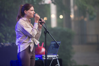 Christine Denamur @ OLT Rivierenhof, picture 1, photographed by Marc Verdonck - FrontView Magazine