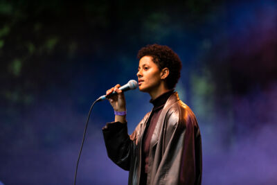 EMY @ OLT Rivierenhof, picture 9, photographed by Sandra Van Watermeulen - FrontView Magazine