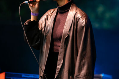 EMY @ OLT Rivierenhof, picture 10, photographed by Sandra Van Watermeulen - FrontView Magazine