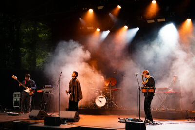 EMY @ OLT Rivierenhof, picture 13, photographed by Sandra Van Watermeulen - FrontView Magazine