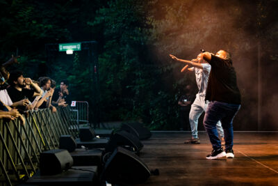 DIKKE @ OLT Rivierenhof, picture 12, photographed by Sandra Van Watermeulen - FrontView Magazine