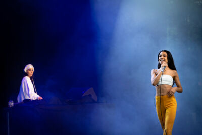 LYNA @ OLT Rivierenhof, picture 10, photographed by Sandra Van Watermeulen - FrontView Magazine