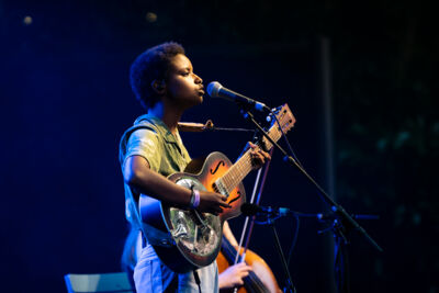 Meskerem Mees @ OLT Rivierenhof, picture 3, photographed by Sandra Van Watermeulen - FrontView Magazine