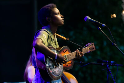 Meskerem Mees @ OLT Rivierenhof, picture 15, photographed by Sandra Van Watermeulen - FrontView Magazine