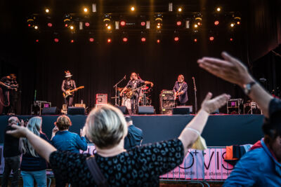 Guy Swinnen Band @ Paal op Stelten, picture 42, photographed by Danny Wagemans - FrontView Magazine