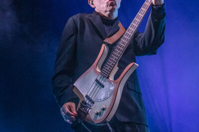 Hooverphonic @ Leuven Air, picture 25, photographed by Jürgen Bruynooghe - FrontView Magazine