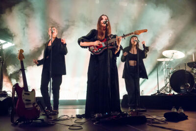 Eefje de Visser @ OLT Rivierenhof, picture 9, photographed by Marc Verdonck - FrontView Magazine
