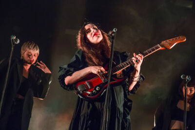 Eefje de Visser @ OLT Rivierenhof, picture 19, photographed by Marc Verdonck - FrontView Magazine