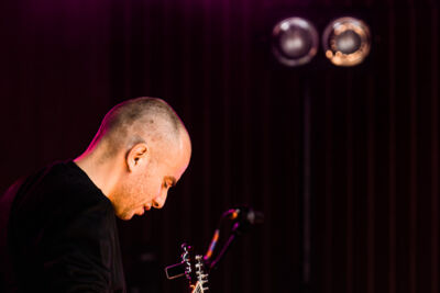 Julien Tassin Trio @ de Singer aan de Kiosk, picture 1, photographed by Ann Carpentier - FrontView Magazine