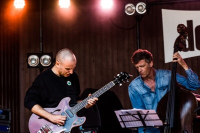 Julien Tassin Trio @ de Singer aan de Kiosk, picture 2, photographed by Ann Carpentier - FrontView Magazine
