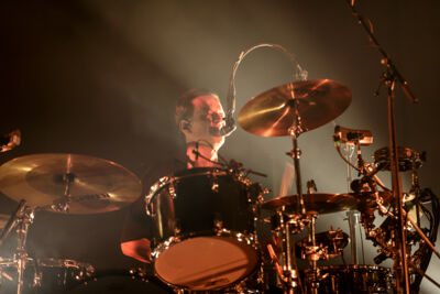 dEUS @ Crammerock, foto 2, foto's door Peter Smet - FrontView Magazine