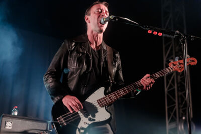 dEUS @ Crammerock, foto 5, foto's door Peter Smet - FrontView Magazine