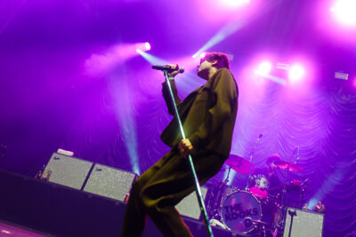 The Kooks @ Crammerock, foto 11, foto's door Peter Smet - FrontView Magazine