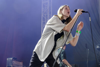 Whispering Sons @ Crammerock, foto 3, foto's door Peter Smet - FrontView Magazine