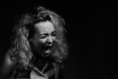 Nele Bauwens @ 't Onkrooid, picture 5, photographed by Ann Carpentier - FrontView Magazine