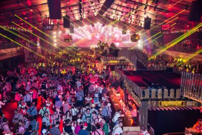 Moose Bar XXL @ Sportpaleis, picture 4, photographed by Marc Verdonck - FrontView Magazine