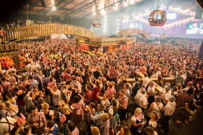 Moose Bar XXL @ Sportpaleis, picture 13, photographed by Marc Verdonck - FrontView Magazine