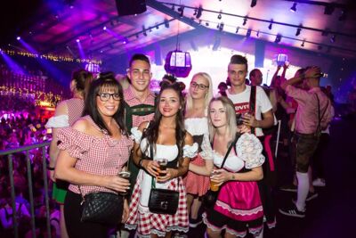 Moose Bar XXL @ Sportpaleis, picture 15, photographed by Marc Verdonck - FrontView Magazine