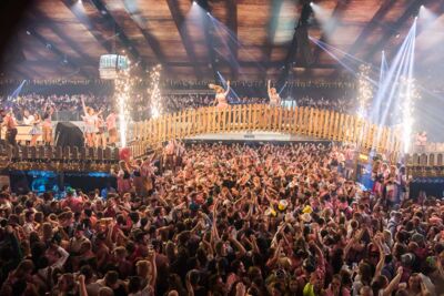 Moose Bar XXL @ Sportpaleis, picture 32, photographed by Marc Verdonck - FrontView Magazine