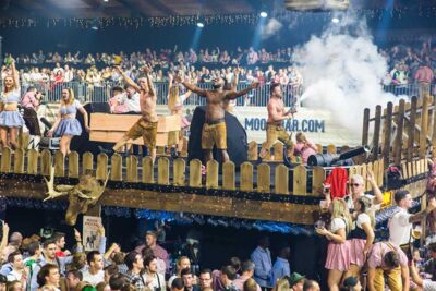 Moose Bar XXL @ Sportpaleis, picture 33, photographed by Marc Verdonck - FrontView Magazine