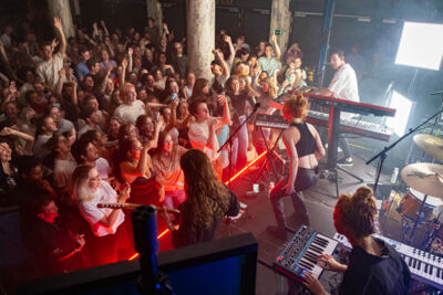 Froukje @ De Roma, picture 14, photographed by David Johnson - FrontView Magazine