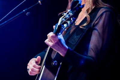 Lynda Lemay @ Koninklijk Circus, picture 2, photographed by Dorien Goetschalckx - FrontView Magazine