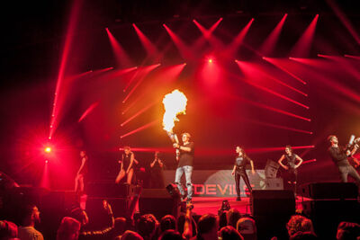 D-Devils @ I love the 90's, foto 8, foto's door Gert Daemen - FrontView Magazine