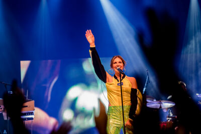 Maan @ 013 Tilburg, picture 21, photographed by Jürgen Bruynooghe - FrontView Magazine