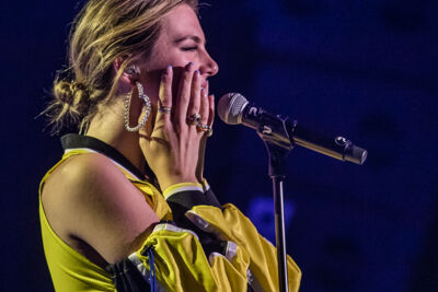 Maan @ 013 Tilburg, picture 31, photographed by Jürgen Bruynooghe - FrontView Magazine
