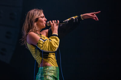 Maan @ 013 Tilburg, picture 32, photographed by Jürgen Bruynooghe - FrontView Magazine