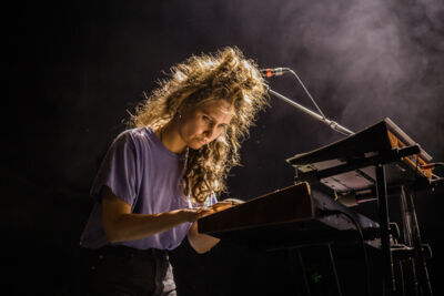 BRNS @ Het Depot, picture 6, photographed by Jürgen Bruynooghe - FrontView Magazine
