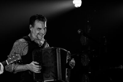 Bart Peeters & De Ideale Mannen @ De Warande, picture 14, photographed by Ann Carpentier - FrontView Magazine