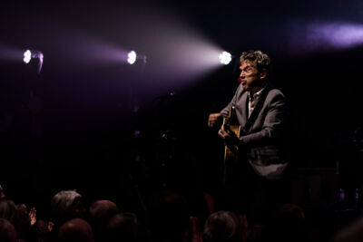 Bart Peeters & De Ideale Mannen @ De Warande, picture 16, photographed by Ann Carpentier - FrontView Magazine