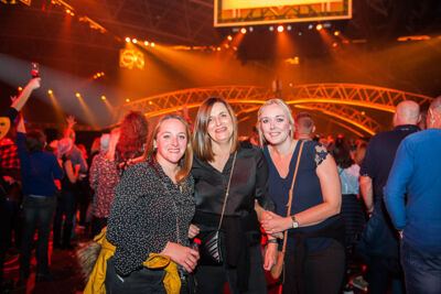 Sfeer en presentatie @ Schlagerfestival, picture 34, photographed by Gert Daemen - FrontView Magazine