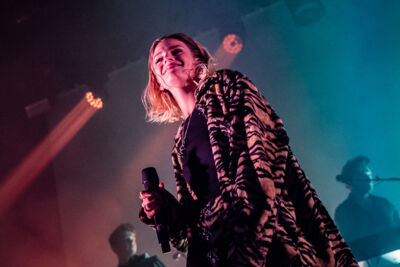 Emma Bale @ Het Depot, picture 3, photographed by Jürgen Bruynooghe - FrontView Magazine
