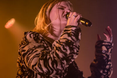 Emma Bale @ Het Depot, picture 8, photographed by Jürgen Bruynooghe - FrontView Magazine